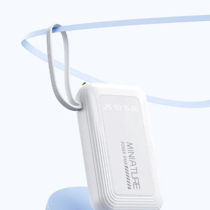 Lenovo 500000mAh Mini Power Bank Super Fast Charging LED Digital Display 4 In 1 Built In Cables Power Bank For IPhone Android